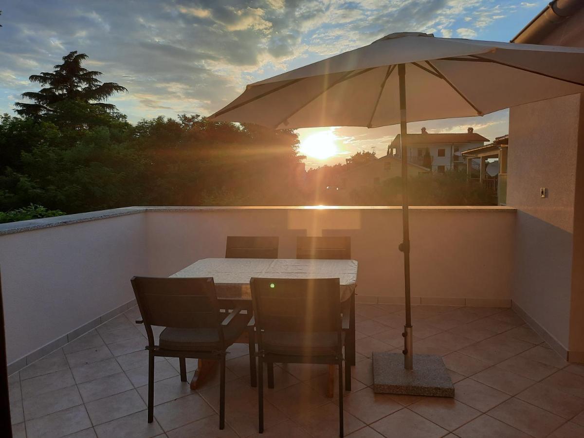 Apartman Sofia Пореч Экстерьер фото